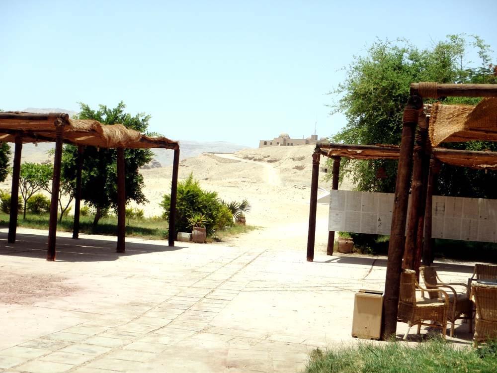 エジプト・ルクソールで行くべき観光スポット「カーターの家」と「ツタンカーメン王墓のレプリカ」