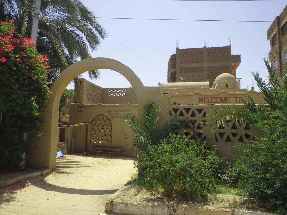 エジプト・ルクソールで観光でおすすめ！偉大な建築家ハッサン・ファトヒーのつくった村