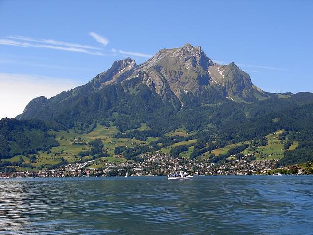 ピラトゥス・クルムで絶景観賞！スイスが誇る観光地ルツェルンからちょっと寄り道プラン