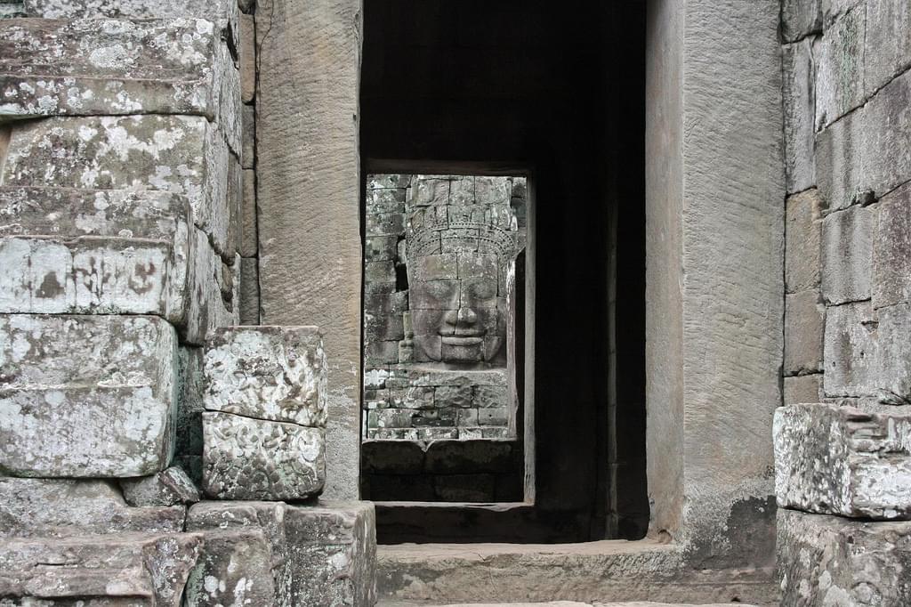 【カンボジア】アンコール・トムの中心寺院、バイヨンのルートをご案内！　