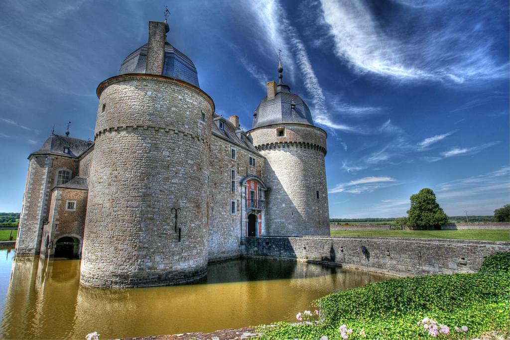 ベルギー南東部のアルデンヌ地方の古城めぐり！おすすめ観光スポットまとめ