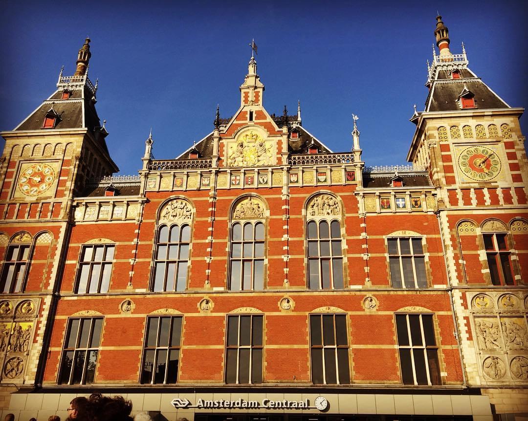 オランダ・アムステルダム人気観光スポットおすすめ７選！アンネフランクの家も！