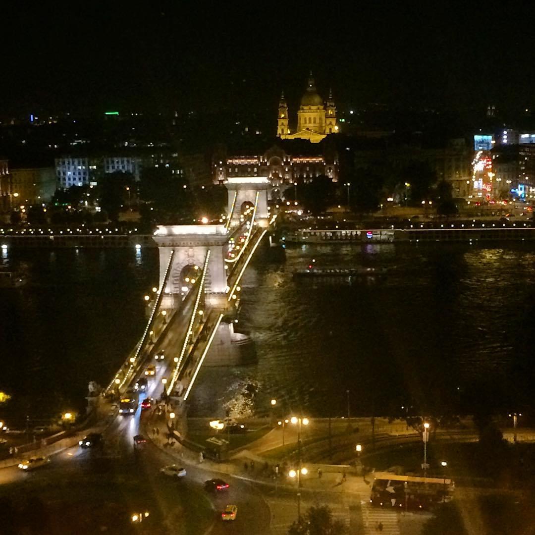 ハンガリー・ブダペストの夜景6選！「ドナウの真珠」のライトアップにうっとり
