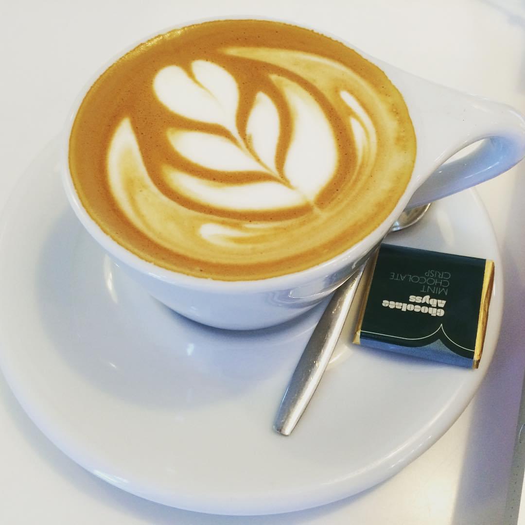 フィンランド・ヘルシンキでオススメのカフェ4選！おしゃれな美術館カフェでランチも♪