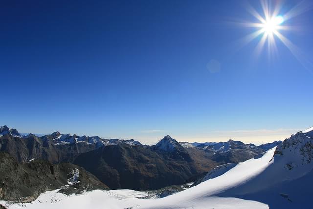 スイス・ザースフェーから行く！ペンニネアルプス山脈に出会えるおすすめ展望台4選