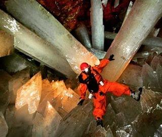 メキシコ・チワワの神秘な秘境「クリスタルの洞窟」とは？人間は入ることができない？