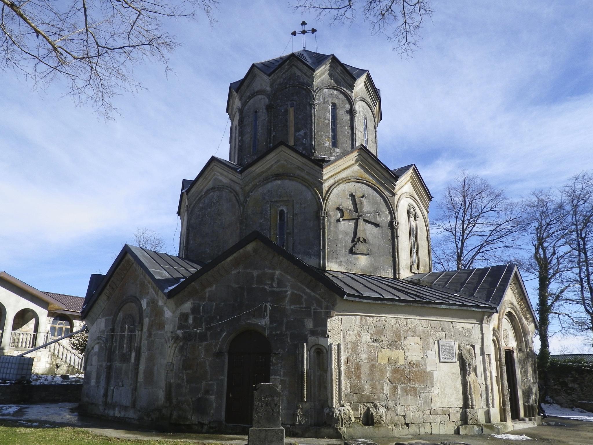 グルジア・チアトゥラの観光スポット「天国に一番近い教会」が超おすすめ！