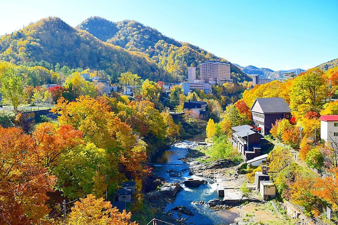 札幌に行ったら定山渓温泉まで足をのばして！絶景癒し旅をしよう