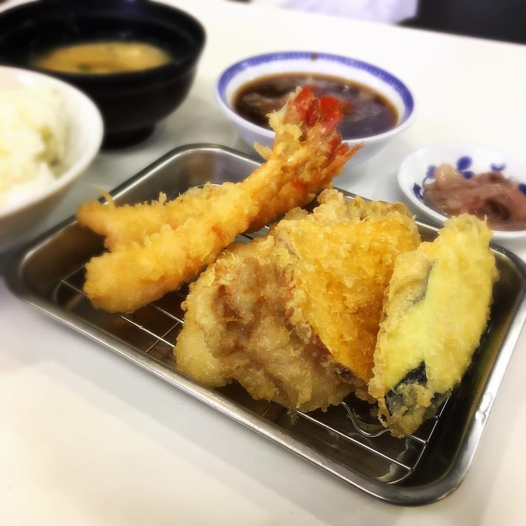福岡・博多行列ができる大人気店「天ぷらひらお」は安くて美味しい！塩辛も最高！