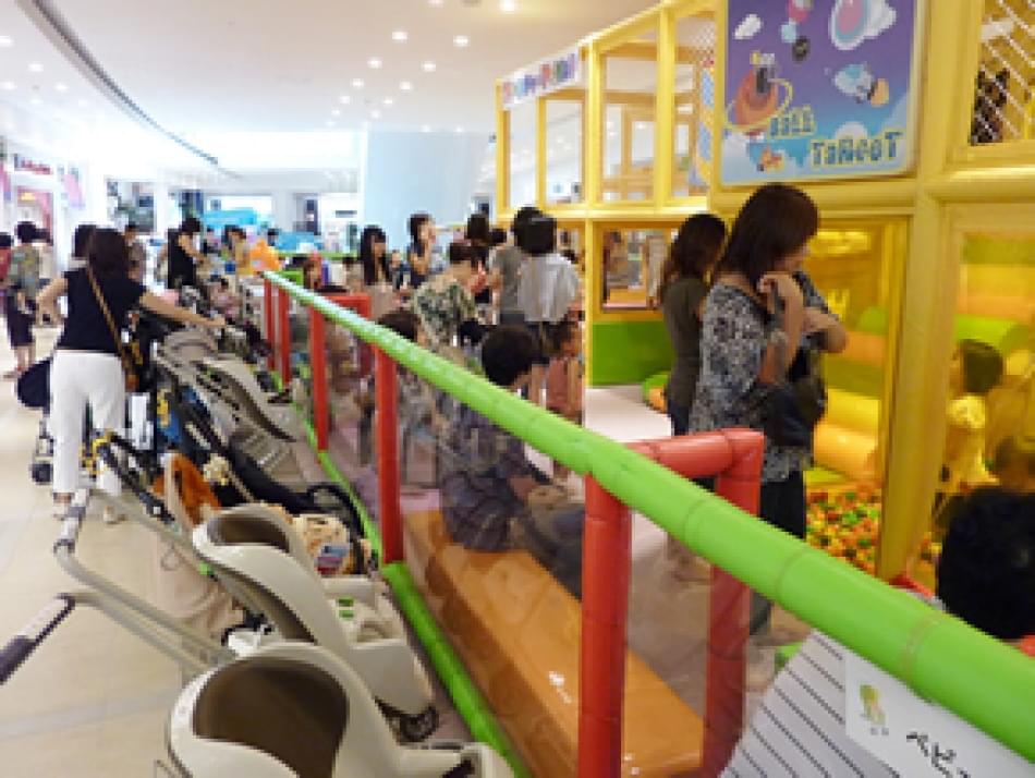 ららぽーと横浜で子供が遊べる施設！雨でも安心の屋内エンターテインメント