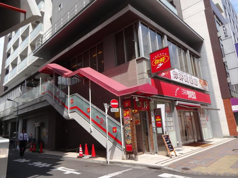 東京・蒲田には羽根つき餃子の名店が勢ぞろい！
