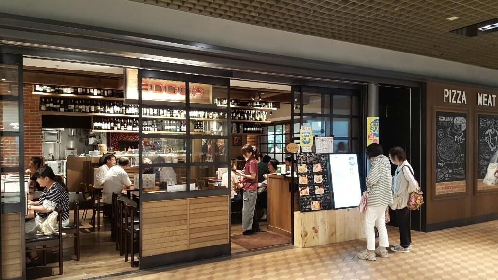 新しくなった川崎駅地下街アゼリアのレストランは大人の雰囲気