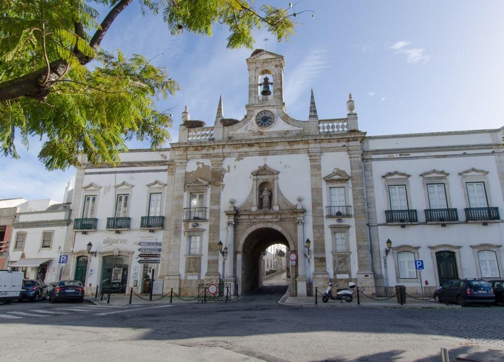 ポルトガル南部観光で人気の街おすすめ4選！美しい港町の見どころと歴史とは？