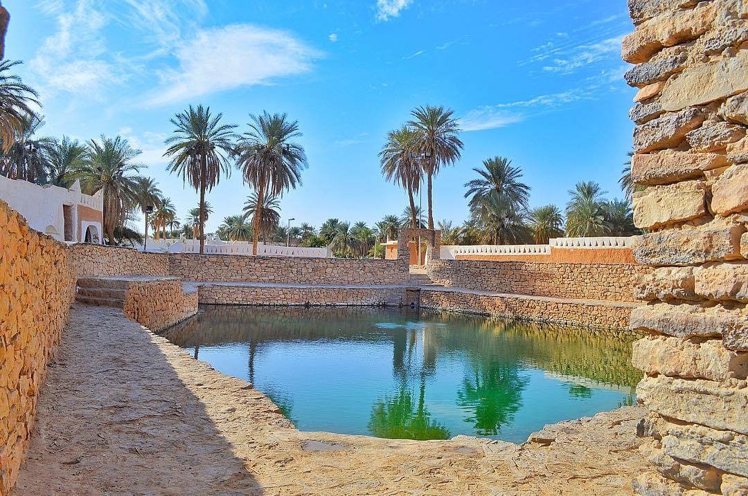 アフリカ・リビアで人気の観光名所おすすめ4選！地中海に古代遺跡も！