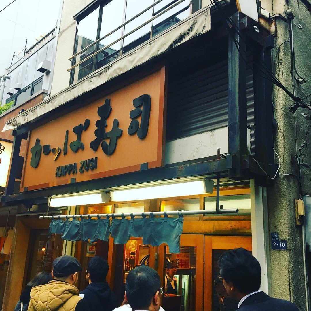 歴史ある東京上野の商店街・アメ横でランチするならココ！