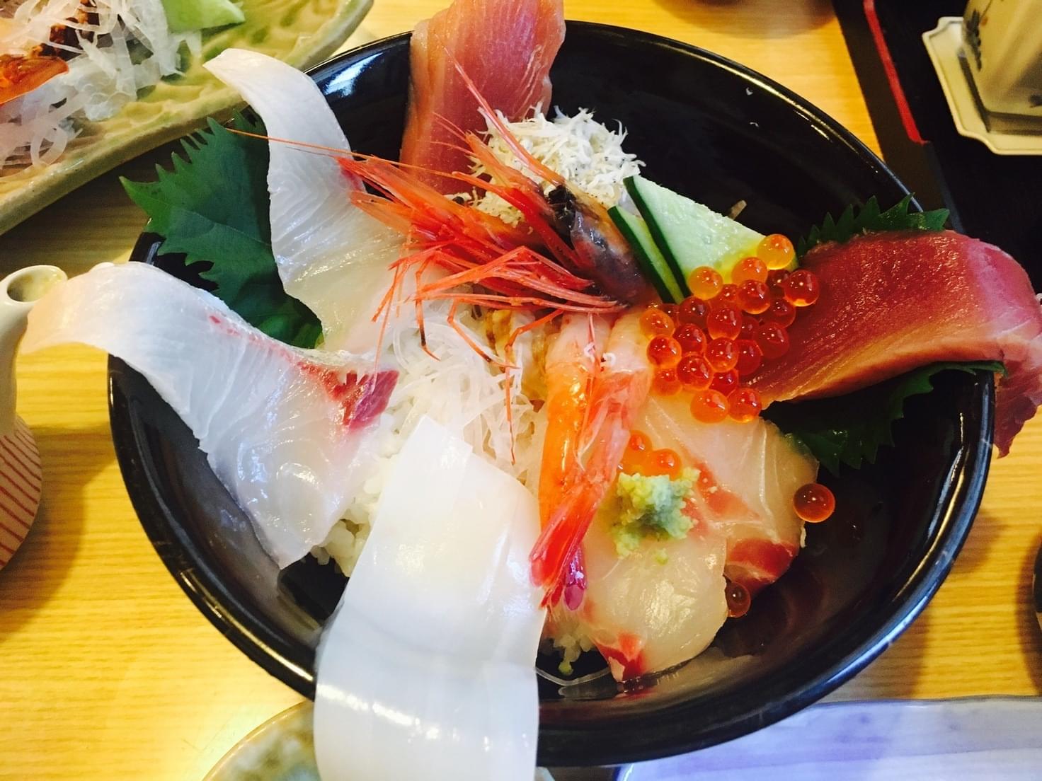 伊勢志摩で海鮮丼の人気店4選！おすすめの海鮮をたっぷり楽しもう