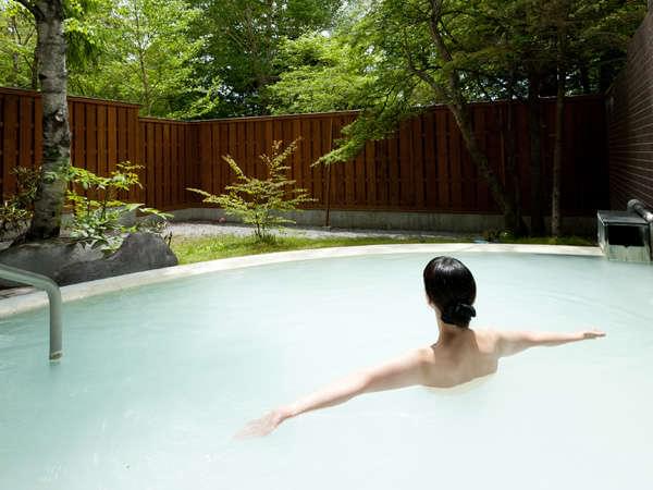 奥日光の湯ノ湖のほとりにたたずむ「休暇村日光湯元」で日帰り入浴はいかが？