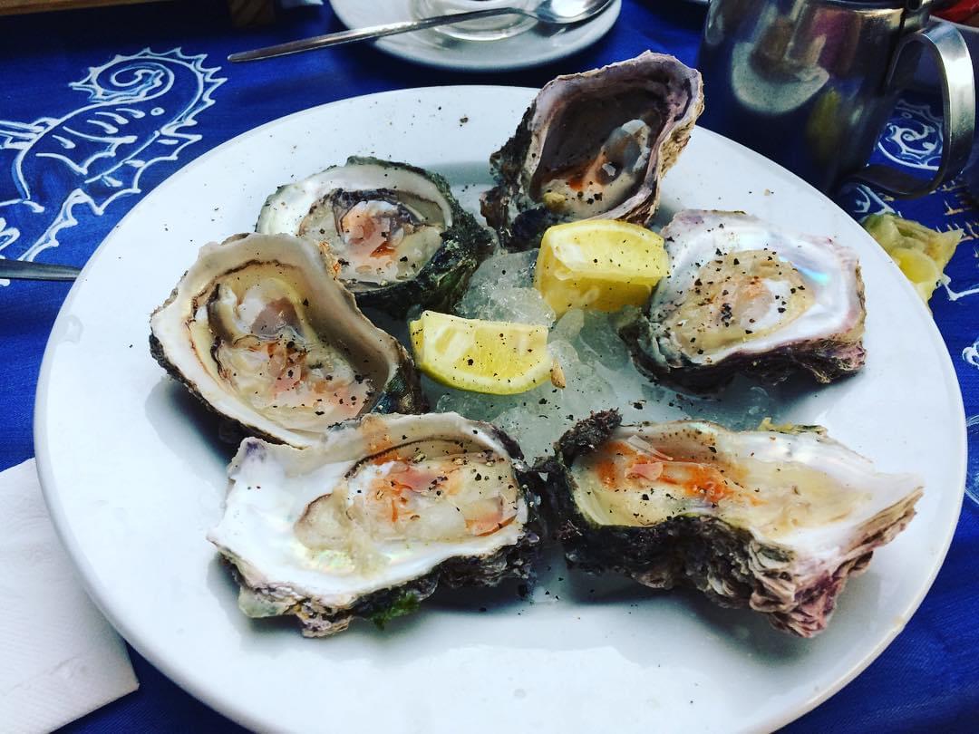 南アフリカ共和国の都市ナイズナのレストランへようこそ！