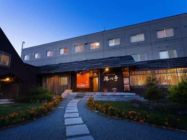【北海道】ニセコ温泉郷にある老舗旅館からラグジュアリーホテルまで15選大特集