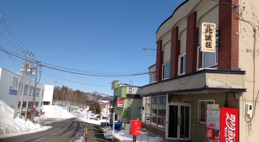 富良野市で泊まりたい宿泊施設15選！ラベンダー香る北海道のへそのまち！