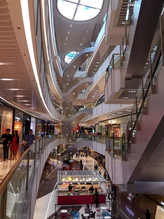 フィリピン・マニラの最先端ショッピングモール「アヤラセンター」徹底解説！