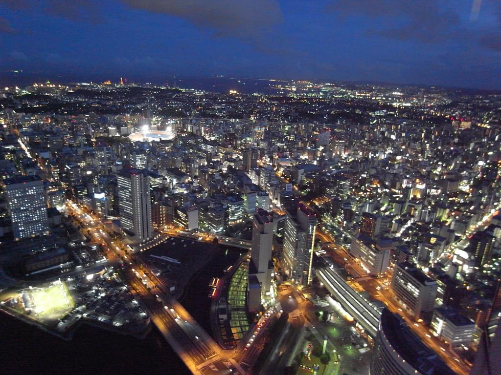 横浜で人気の夜景スポットおすすめ６選！みなとみらいも赤レンガ倉庫も絶景！