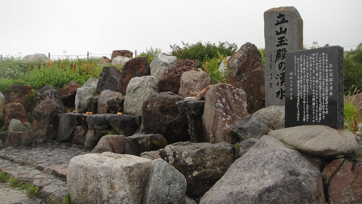 日本三霊山！飛騨山脈の霊験あらたかな雄山へ登ってみよう