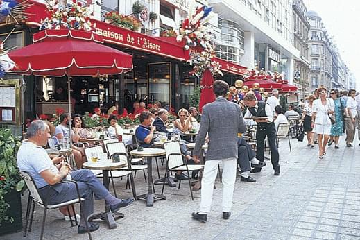 パリへ行くならおさえておきたい定番のパリ観光スポット15選！