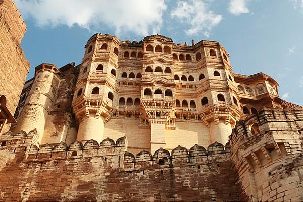 インド一人旅にオススメ！壮大な歴史と神秘に包まれた観光名所15選！
