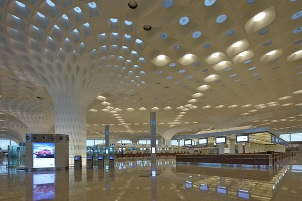 ムンバイ空港（BOM）完全ガイド！市内へのアクセスと空港での過ごし方まとめ！