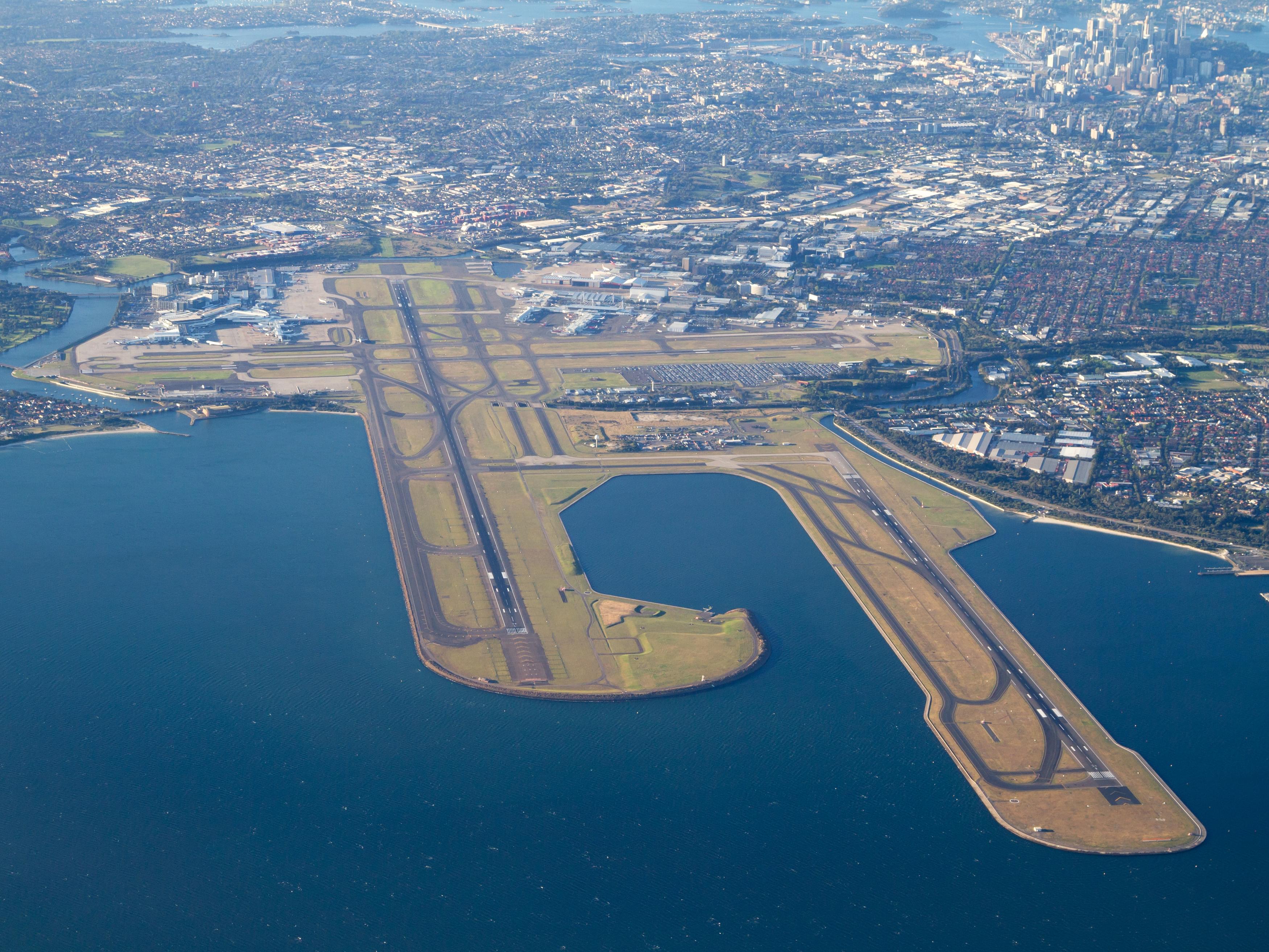 シドニー国際空港(SYD)完全ガイド！市内へのアクセスと空港での過ごし方まとめ！
