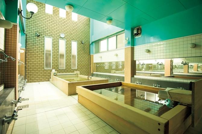 東京駅周辺で温泉・銭湯・シャワーのあるおすすめの場所まとめ！早朝＆深夜営業も！