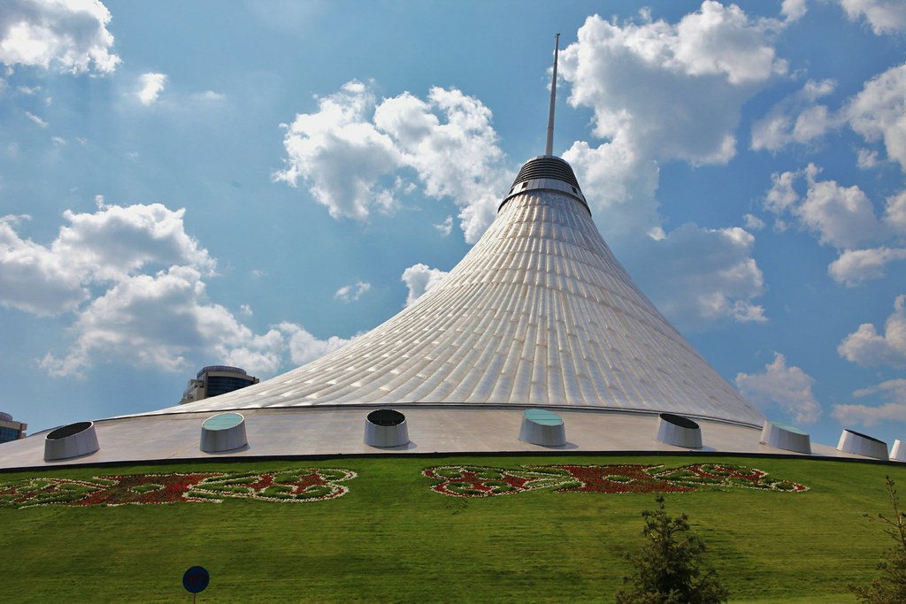 カザフスタン議会