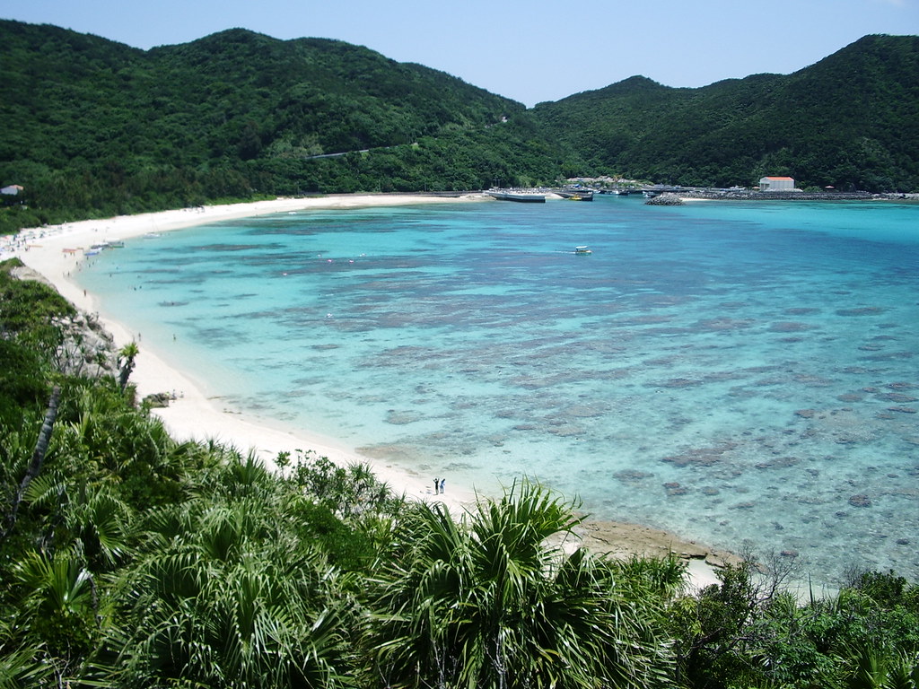 沖縄でおすすめのパラセーリングランキングTOP12！綺麗な海を眺めながら空旅を楽しもう！