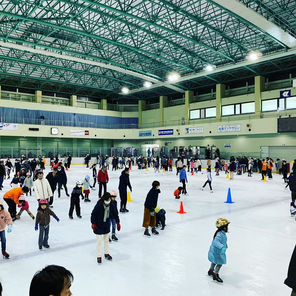 東京でアイススケート料金が安い施設8選！お得にすいすい滑って楽しもう