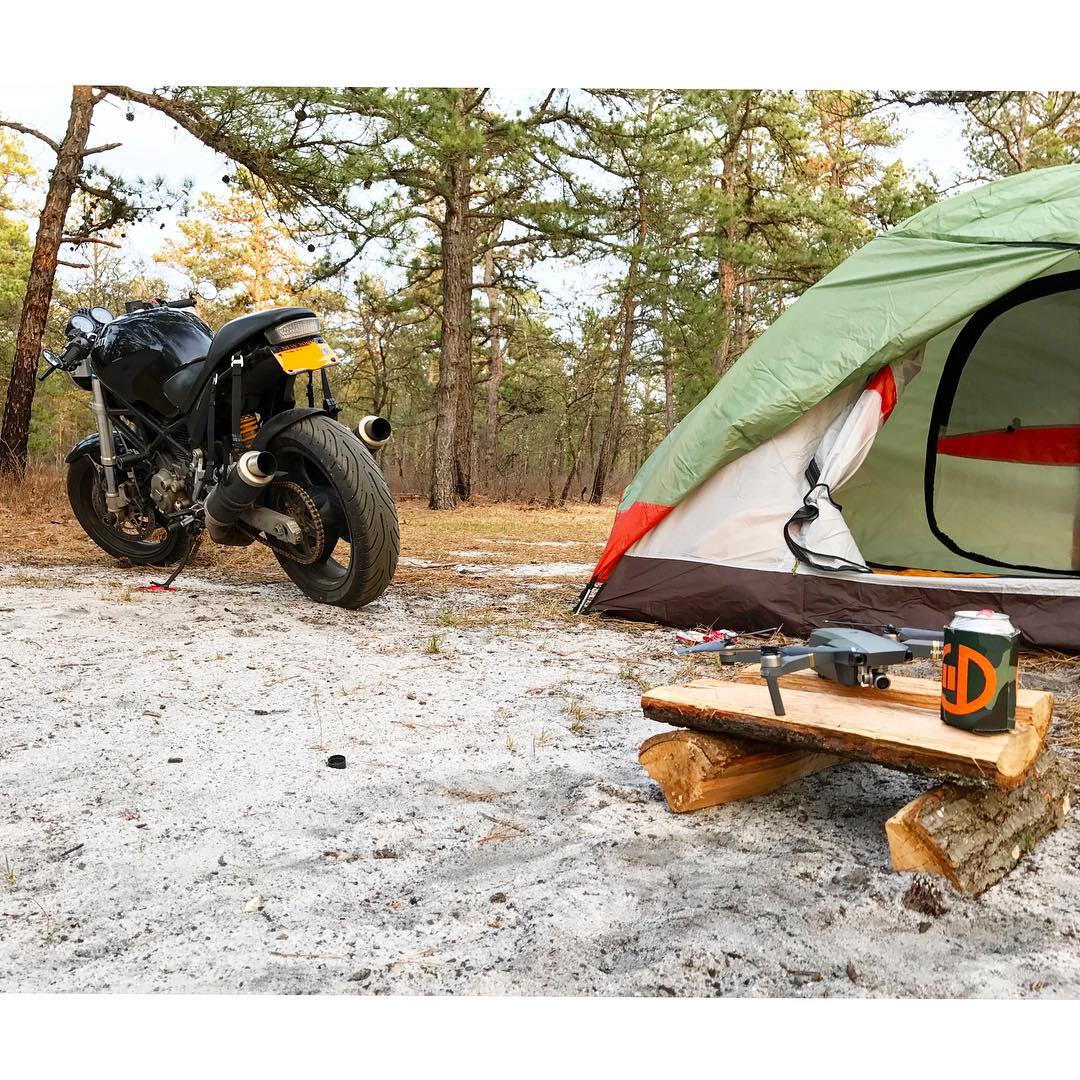 バイクで行くソロキャンプにおすすめのアイテム10選！コンパクトに持ち運べる実力派のアイテムをご紹介